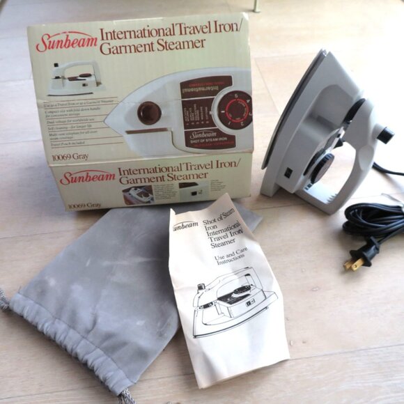 Sunbeam International Travel Iron/Garment Steamer 10069 Gray Compact Dual Voltag - Picture 2 of 16